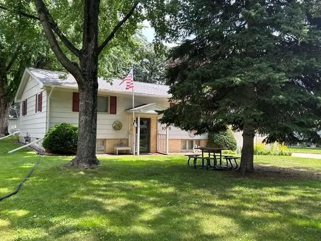 1065 Sherwood Street Se, Hutchinson, MN 55350 - #2