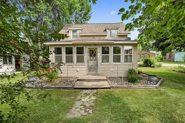4278 112th Street Nw, Maple Lake, MN 55358
