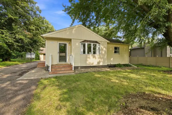2130 Grand Avenue, Albert Lea, MN 56007