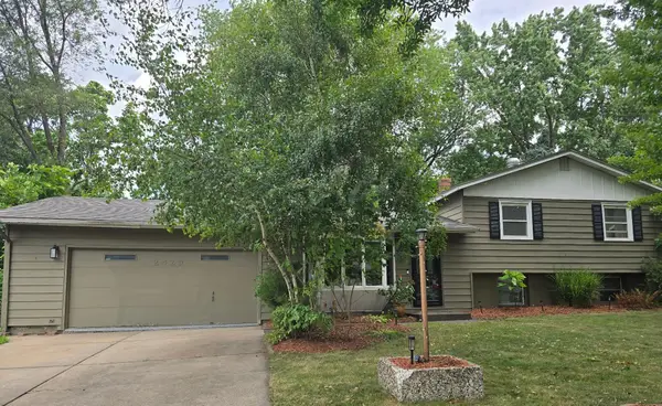 2429 Ronald Avenue, White Bear Lake, MN 55110