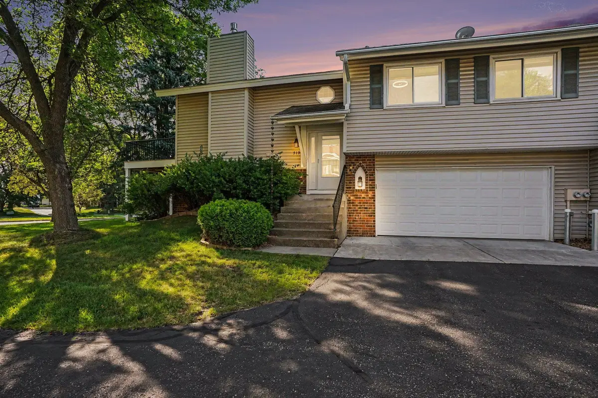 719 Evergreen Court, Burnsville, MN 55337 - #1