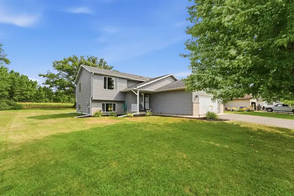 1106 9th Street Ne, Milaca, MN 56353