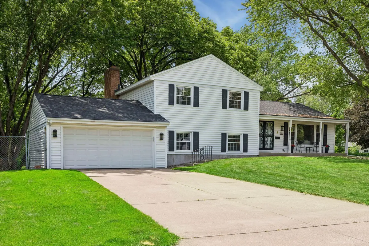 2095 Kelly Drive, Golden Valley, MN 55427 - #1