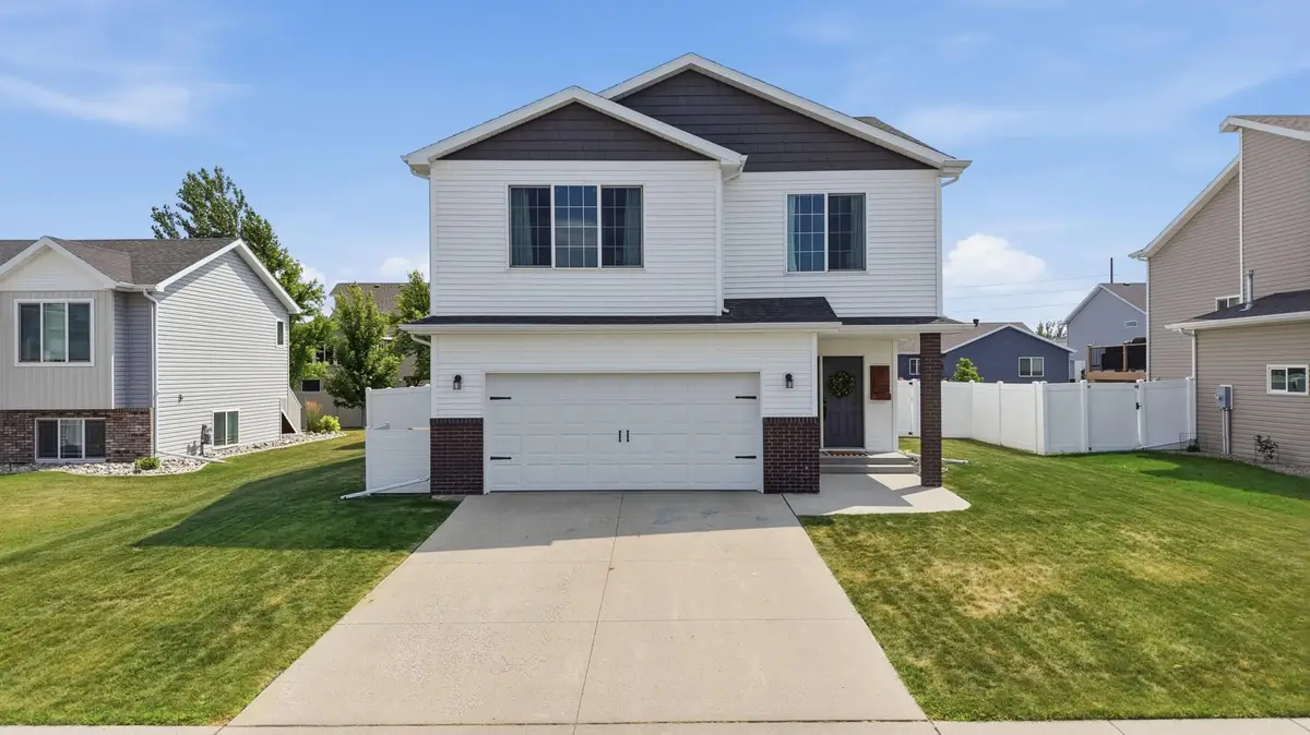1307 30th Avenue W, West Fargo, ND 58078 - #1