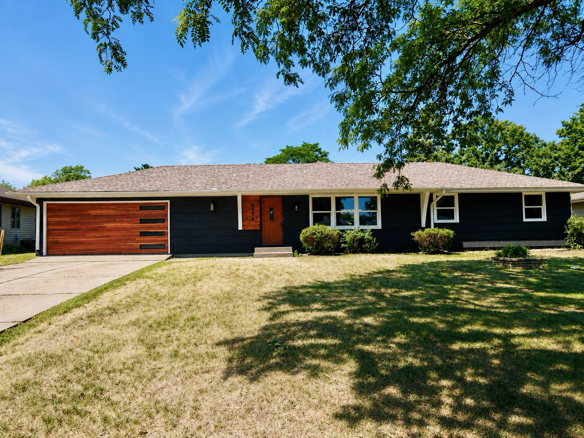 8584 Greystone Avenue S, Cottage Grove, MN 55016 - #1