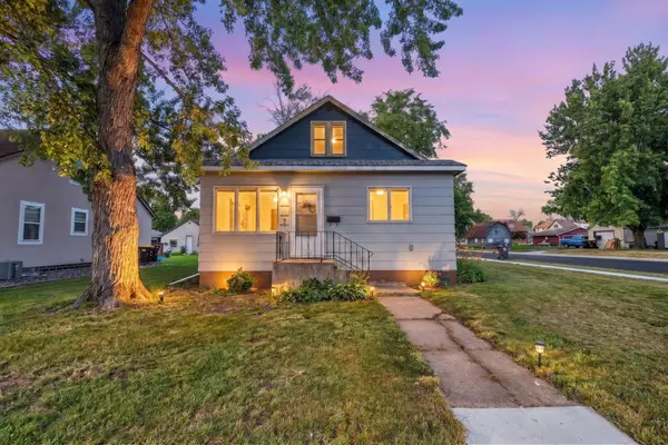 114 Pershing Avenue N, New Prague, MN 56071