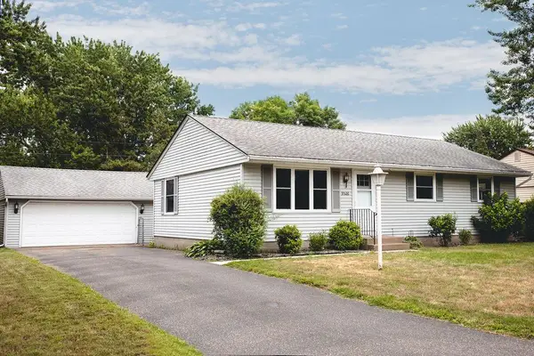 9526 Quaker Lane N, Maple Grove, MN 55369