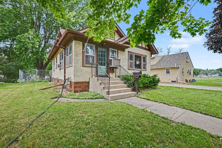 110 4th Street Se, Montgomery, MN 56069 - #3