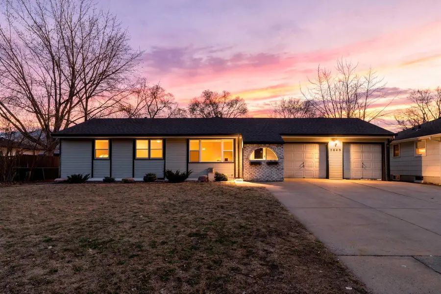 7849 Monroe Street Ne, Spring Lake Park, MN 55432 - #2