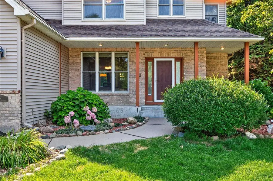 507 Dorland Road S, Maplewood, MN 55119 - #2