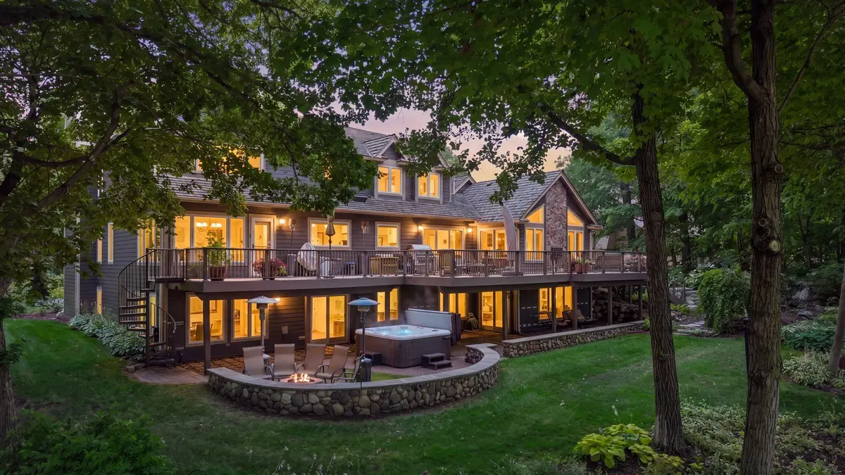 2890 Autumn Woods Drive, Chaska, MN 55318 - #1