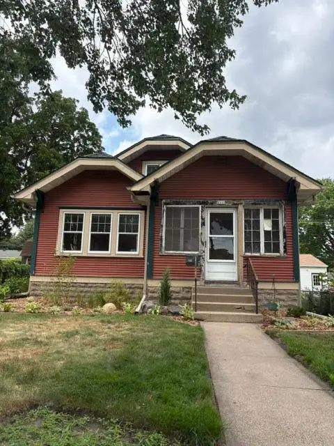 4415 Queen Avenue N, Minneapolis, MN 55412 - #1
