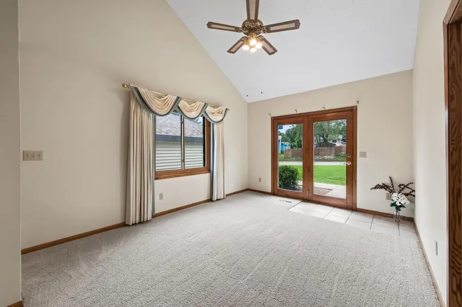 548 Auburn Place Nw #A, Elk River, MN 55330 - #3