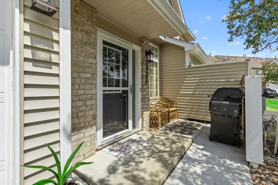 2245 River Rock Lane, Shakopee, MN 55379 - #2