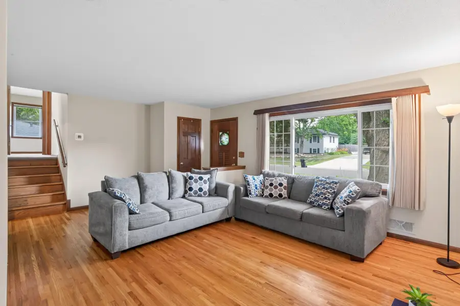 69 Dennis Lane N, Maplewood, MN 55119 - #2