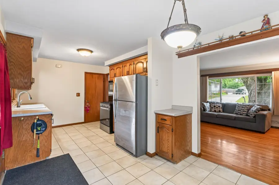 69 Dennis Lane N, Maplewood, MN 55119 - #3