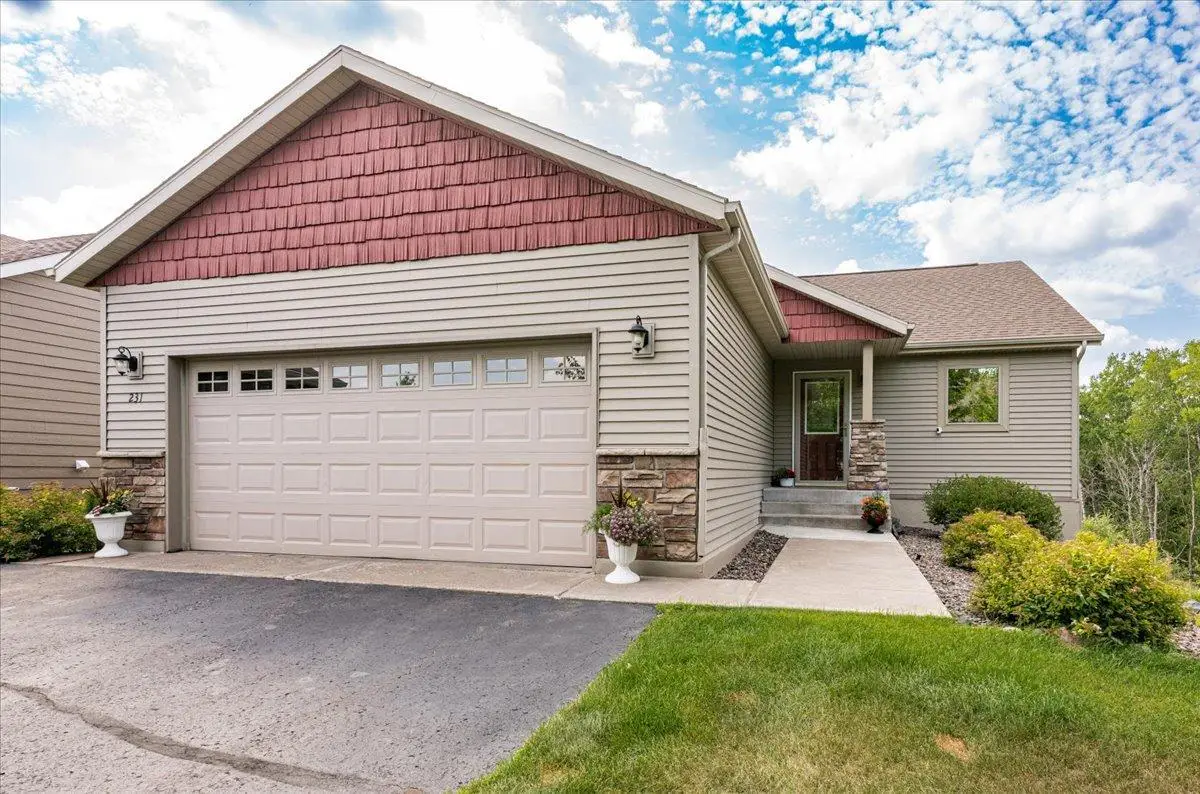 231 Hickory Street, Duluth, MN 55811 - #1