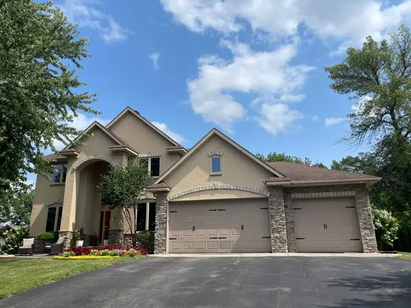 14135 Haas Lake Circle, Prior Lake, MN 55372