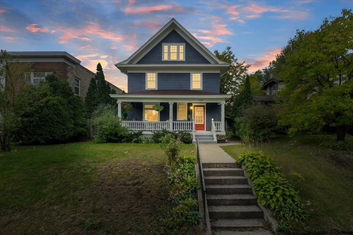 1122 Ashland Avenue, Saint Paul, MN 55104 - #1