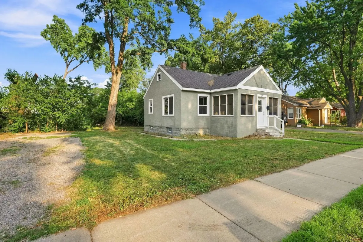 4209 Zane Avenue N, Robbinsdale, MN 55422 - #1