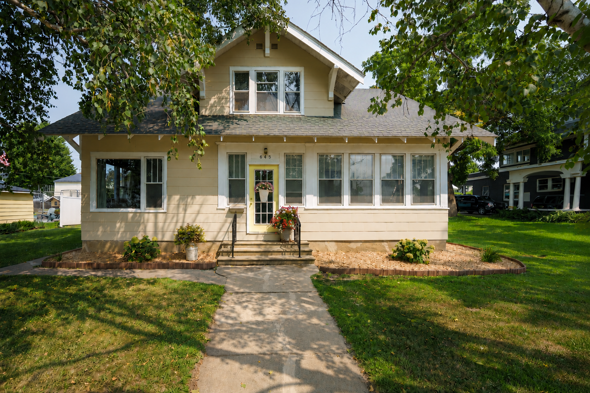 645 S Main Street, Zumbrota, MN 55992 - #1