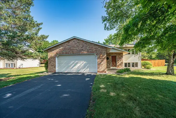 1100 W 158th Street, Burnsville, MN 55306