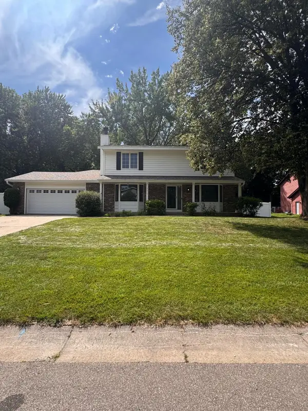 7610 Heritage Road, Eden Prairie, MN 55346