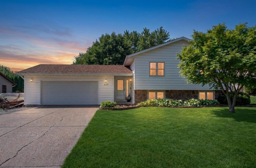 225 20th Street Nw, Owatonna, MN 55060 - #1