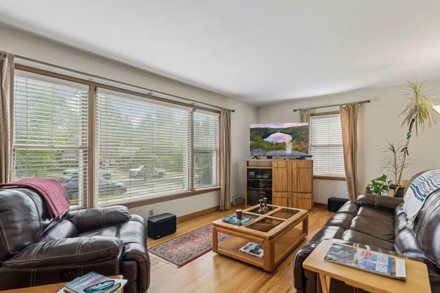 2245 Highland Parkway, Saint Paul, MN 55116 - #2