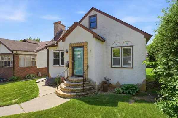 1353 Schletti Street, Saint Paul, MN 55117