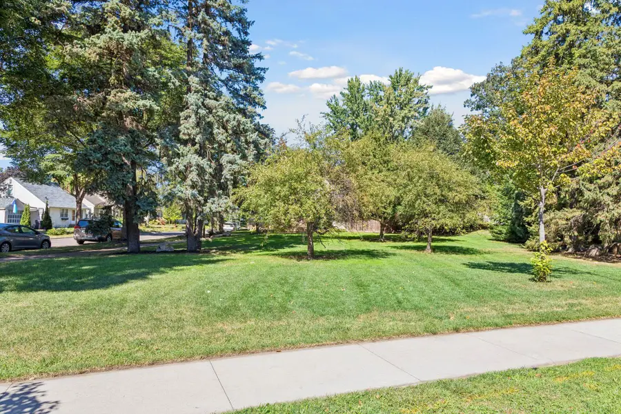 705 Wheelock Parkway W, Saint Paul, MN 55117 - #3
