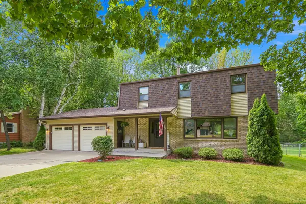 713 Nixon Avenue Se, Watertown, MN 55388