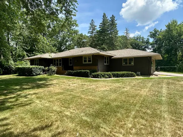 8298 4th Avenue, Circle Pines, MN 55014