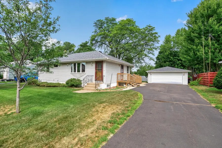 1225 Skillman Avenue E, Maplewood, MN 55109 - #2