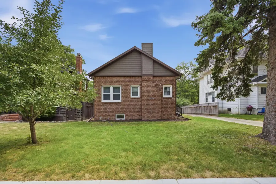 618 6th Street S, Moorhead, MN 56560 - #2