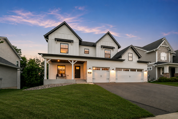 107 Maple Terrace, Waconia, MN 55387