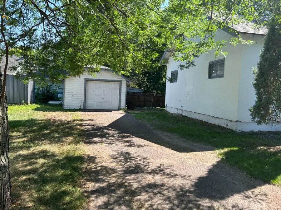 403 S 3rd Street, Princeton, MN 55371 - #3