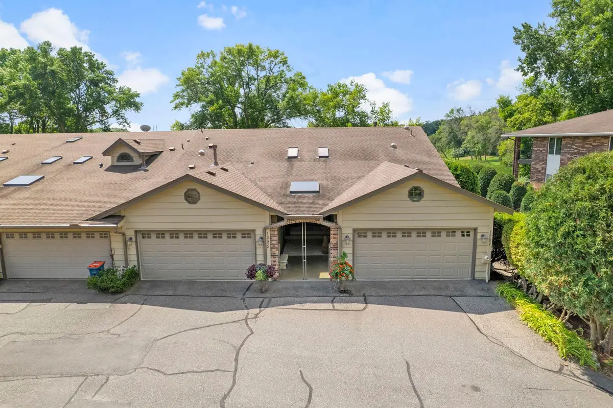 1297 Black Oaks Court N, Plymouth, MN 55447 - #1