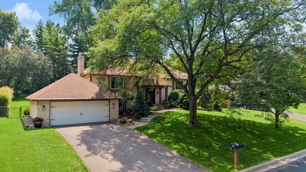 1544 Mccarthy Road, Eagan, MN 55121