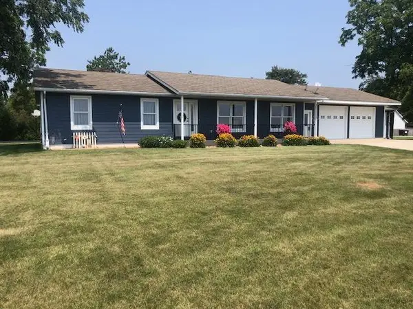 525 County Road 8, Fountain, MN 55935