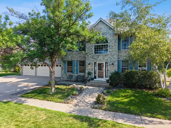 1484 Riverbluff Drive, Hastings, MN 55033