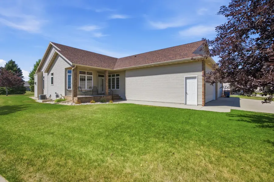 547 Allyson Circle, Moorhead, MN 56560 - #2