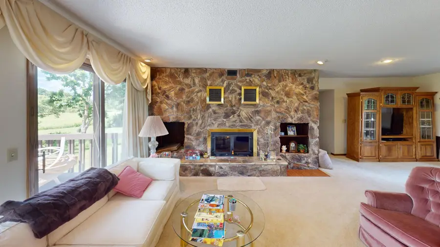 12103 755th Avenue, Glenville, MN 56036 - #2