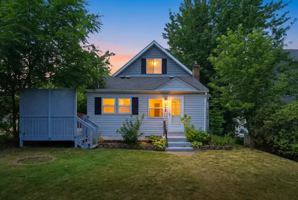 724 1st Avenue Nw, New Brighton, MN 55112