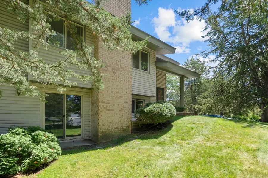 9774 Dorset Lane, Eden Prairie, MN 55347 - #2