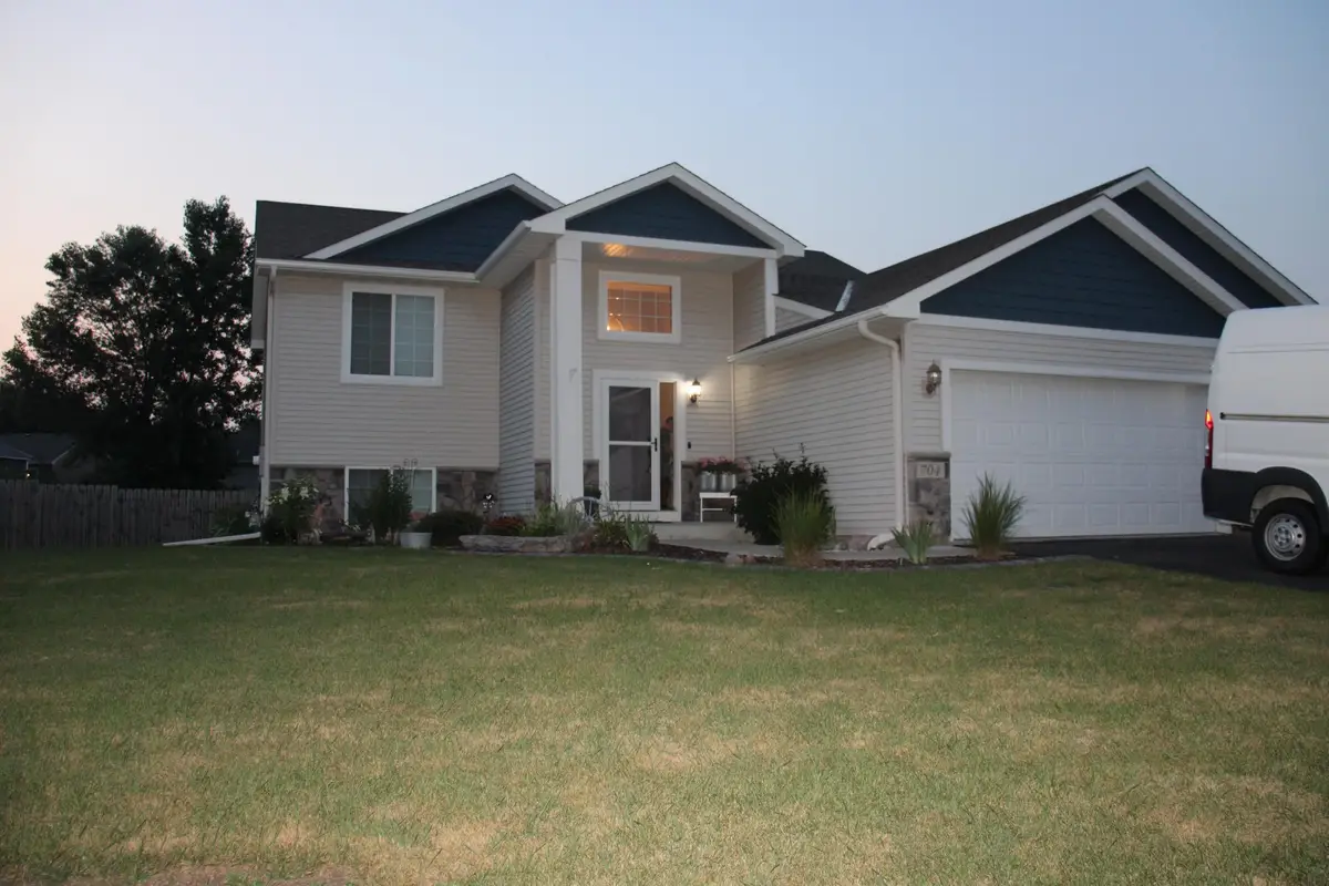 704 Bremen Circle, Waverly, MN 55390 - #1
