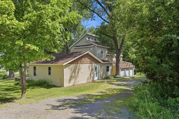 10158 Amery Avenue Nw, Monticello, MN 55362