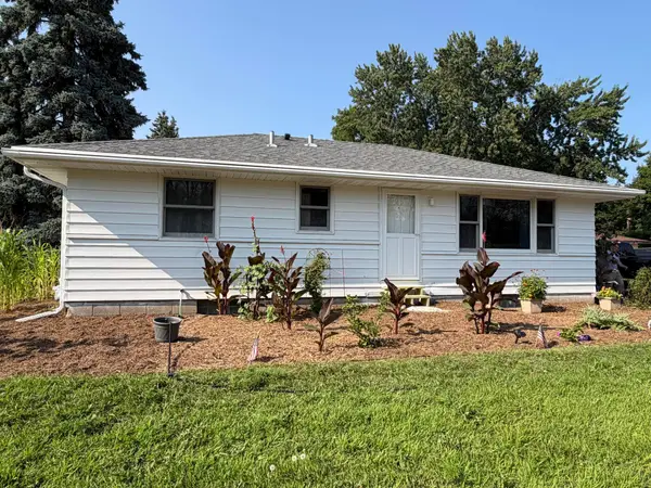 959 North Street, Anoka, MN 55303