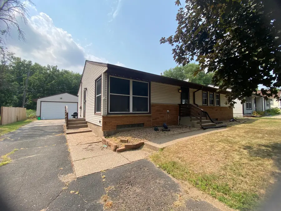 1733 White Bear Avenue N, Maplewood, MN 55109 - #2