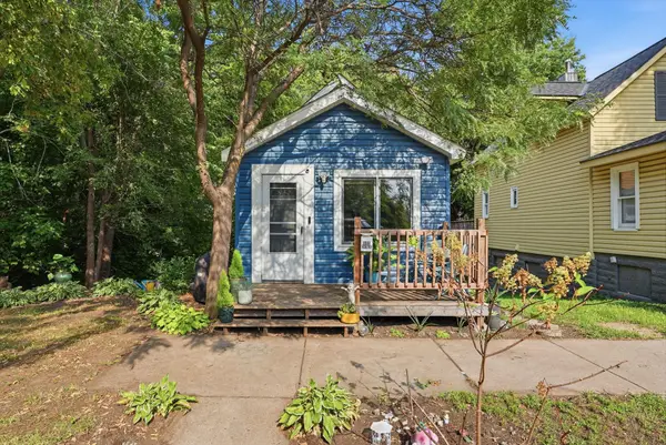 332 Duke Street, Saint Paul, MN 55102